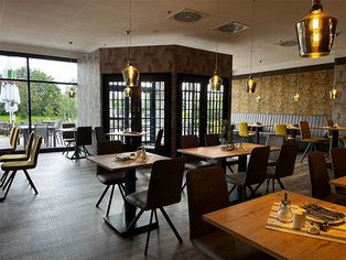 Restaurant Schongau • Möbelcentrale